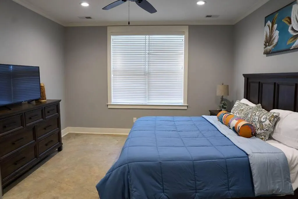 Modern Midtown Home With 3 King Beds Memphis 0*,  Stati Uniti